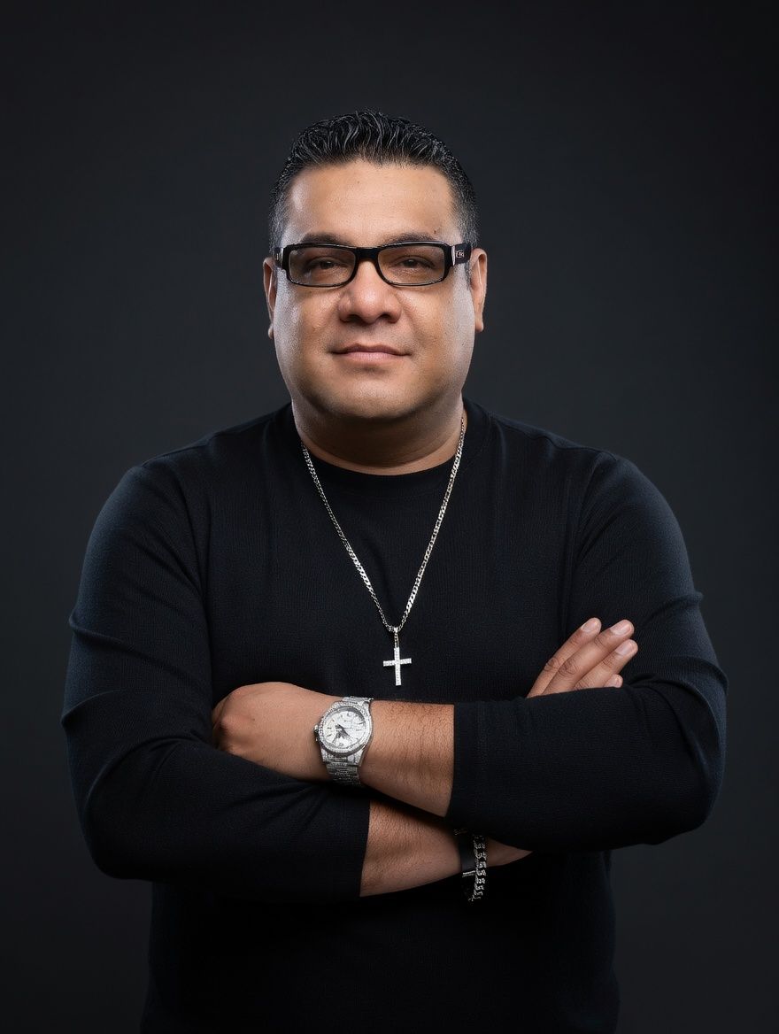 Andree Ochoa Software Consultant and author